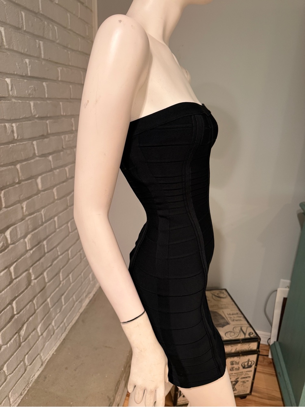 Hervé Léger Black Strapless Bandage Bodycon Mini Dress Size Small - Picture 8 of 15
